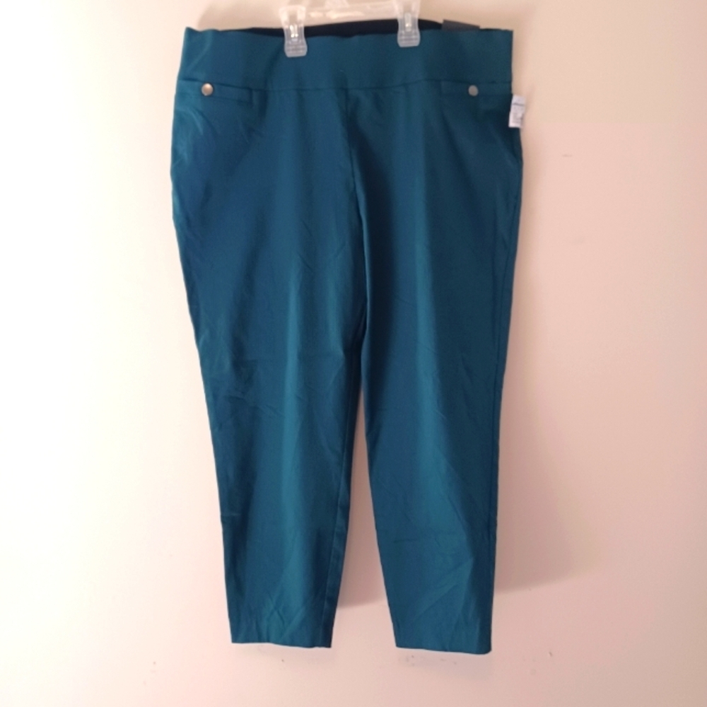 Maurices NWT green crop XXL women crop pants thick elastic stretch comfy slacks